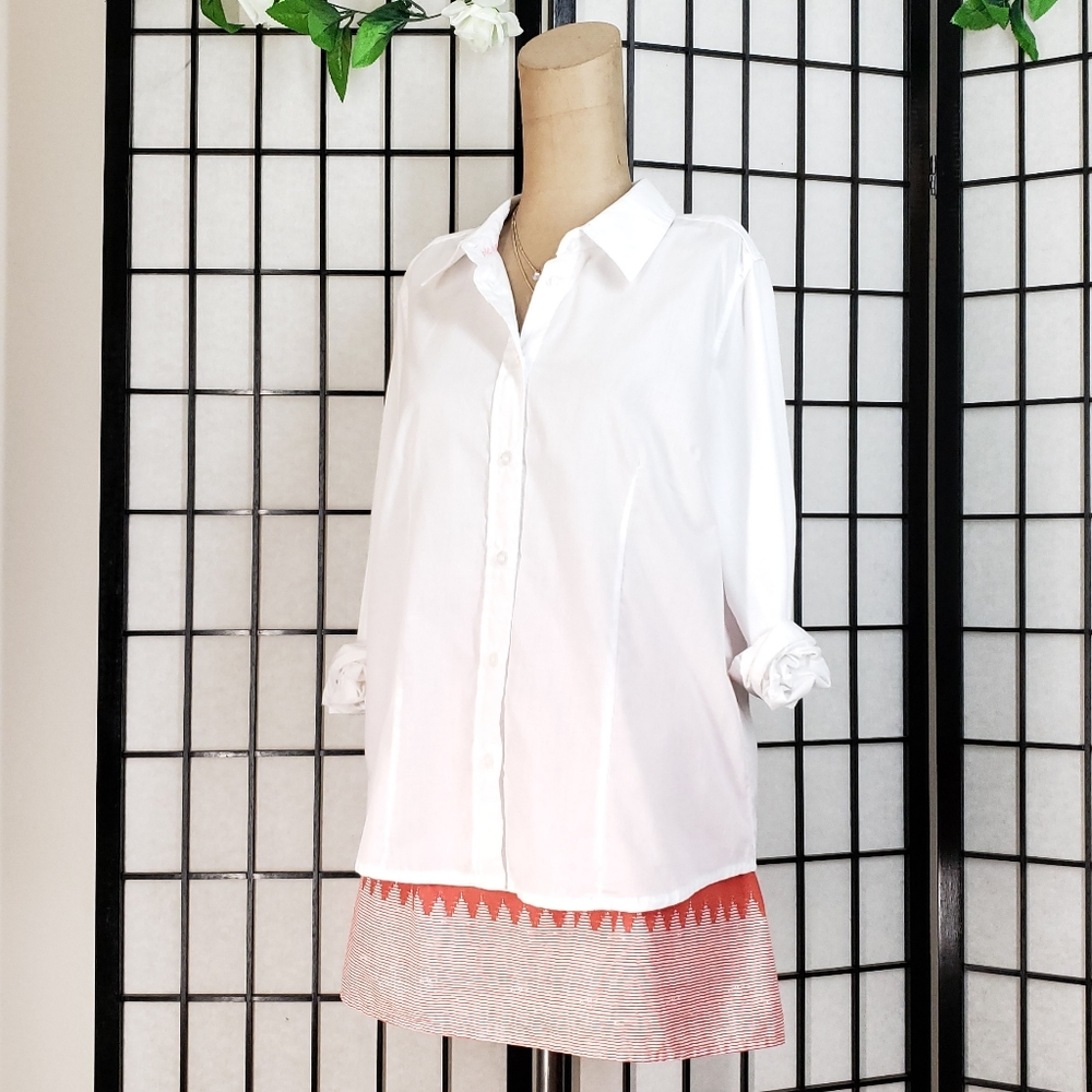 Basic White Button Up - Picture 4 of 6